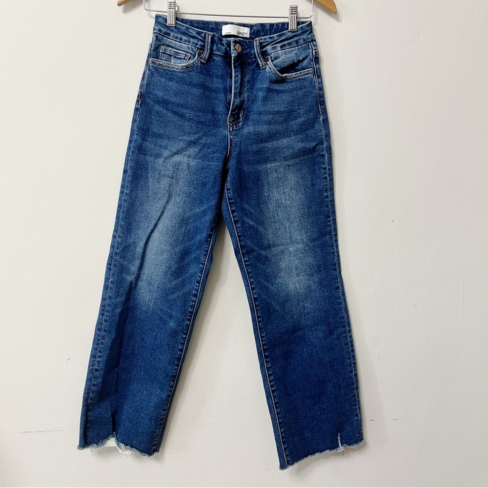 Vervet Medium Wash Frayed Size 27 Straight Leg High Rise Distressed Jeans